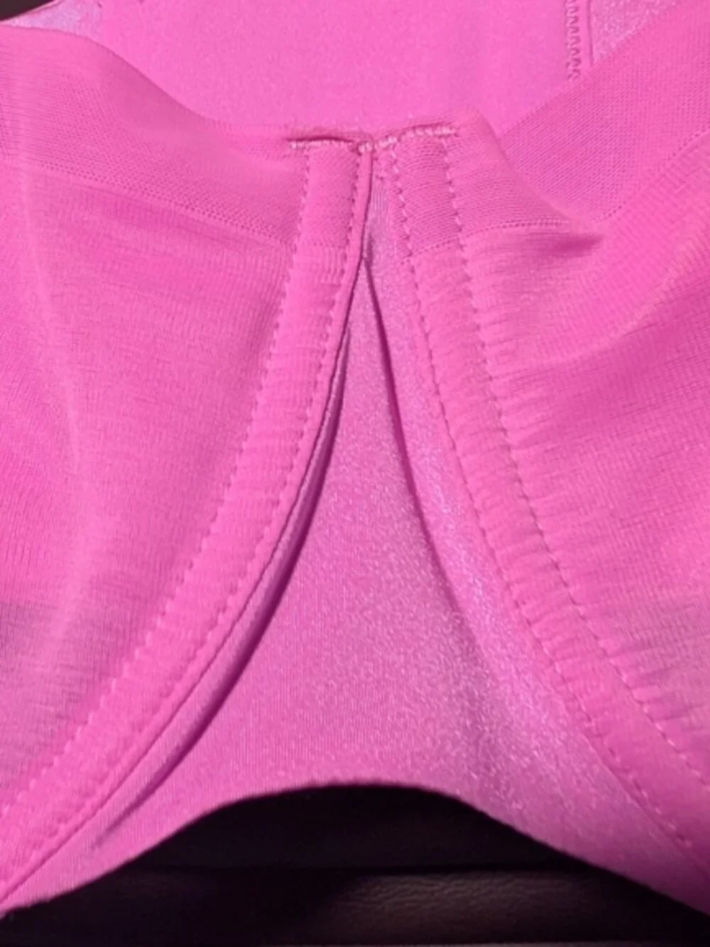 Skims | No Show Unlined Balconette Bra In Pink 40DDD - Picture 9 of 15